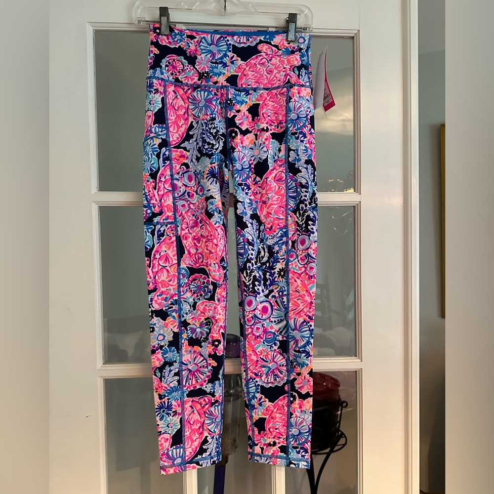 Lilly Pulitzer weekend high rise midi NWT ..size small